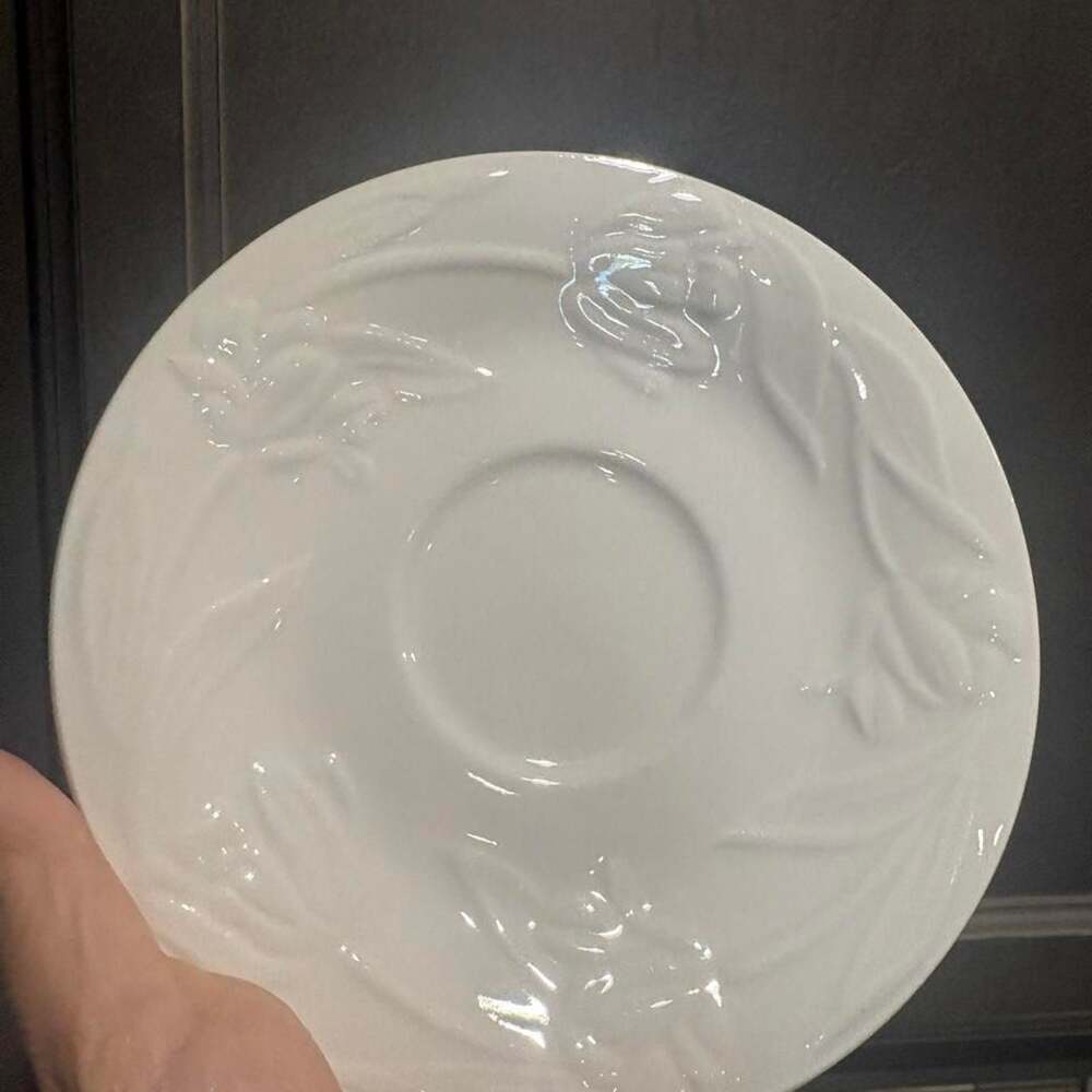 Signature Tulip Garden Stoneware Saucer Set of 3 Embossed Floral White